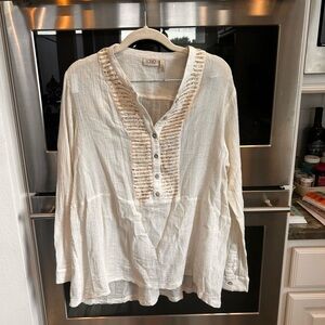 LOGO by Lori Goldstein Cream  Blouse in L (slight stains on back, see photos)